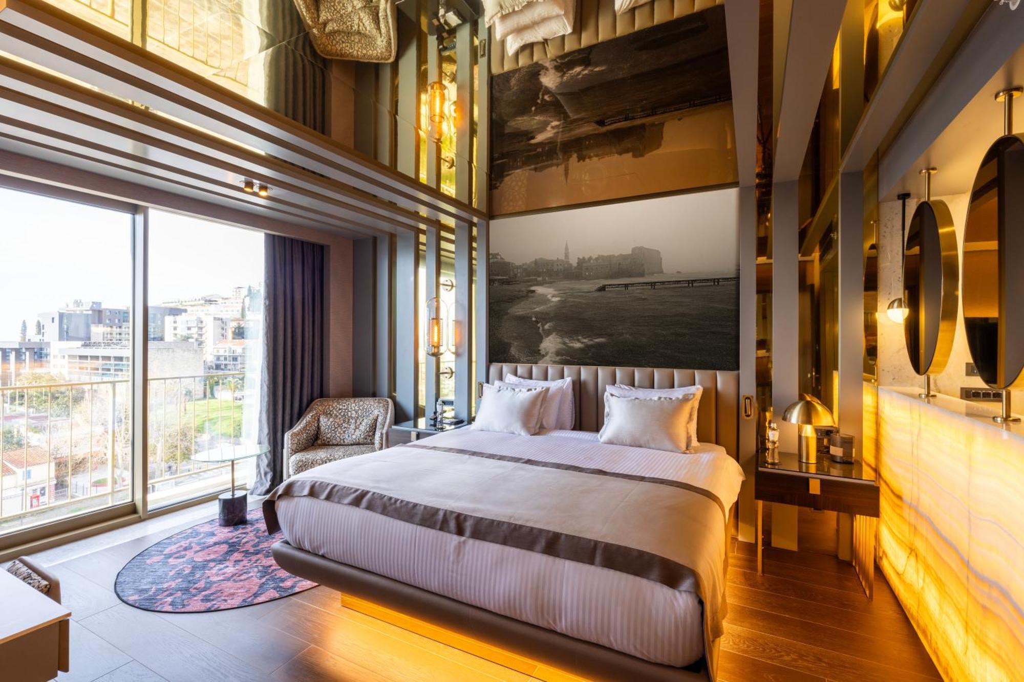 Merit Starlit Hotel & Residences Budva Exterior photo