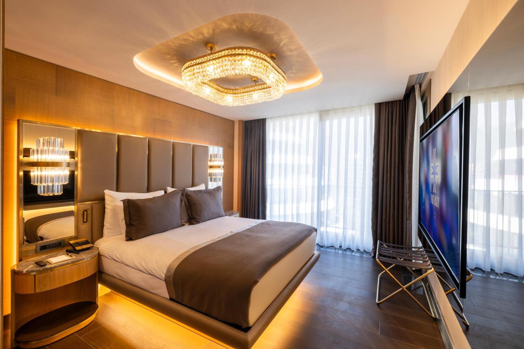 Merit Starlit Hotel & Residences Budva Exterior photo