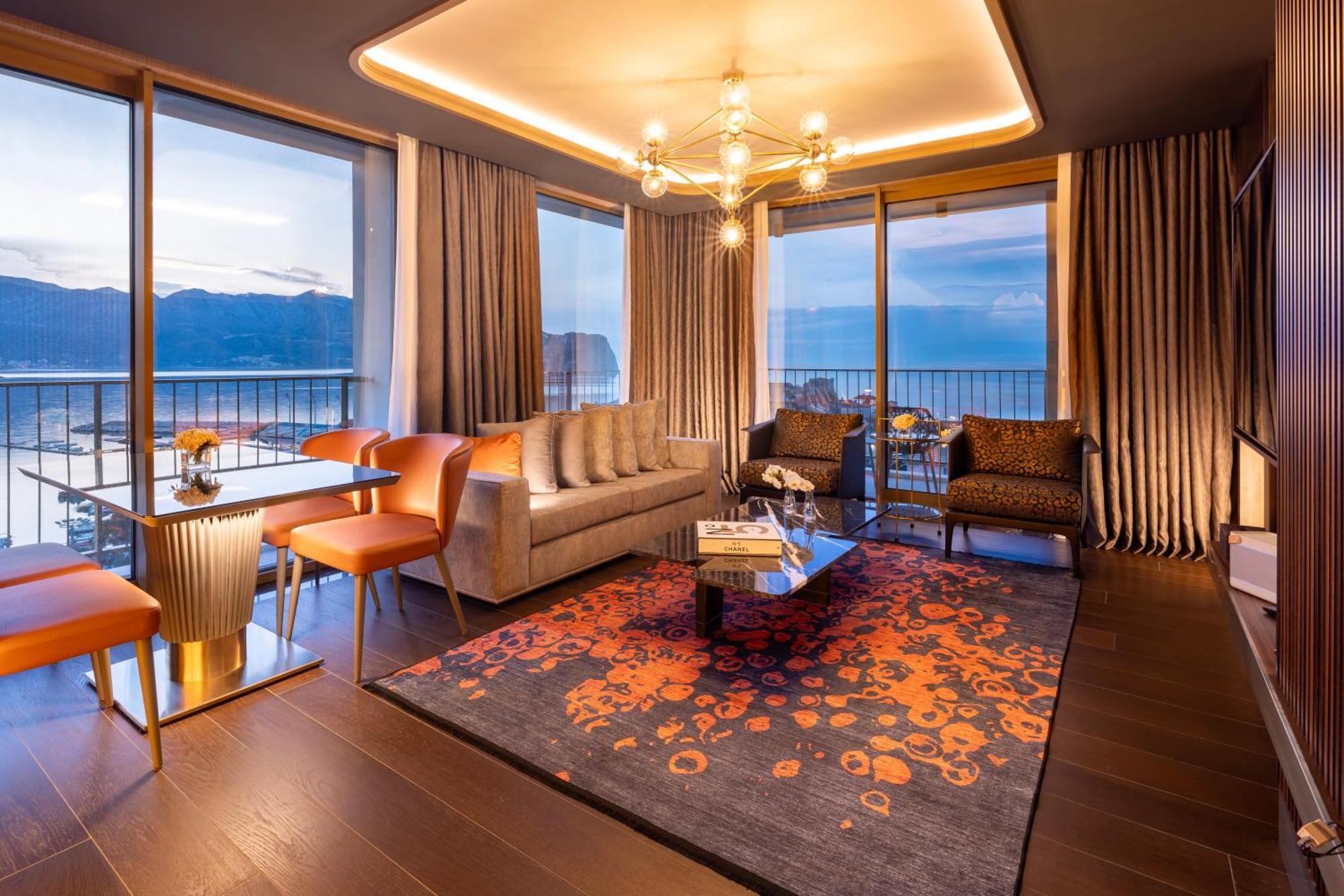 Merit Starlit Hotel & Residences Budva Exterior photo