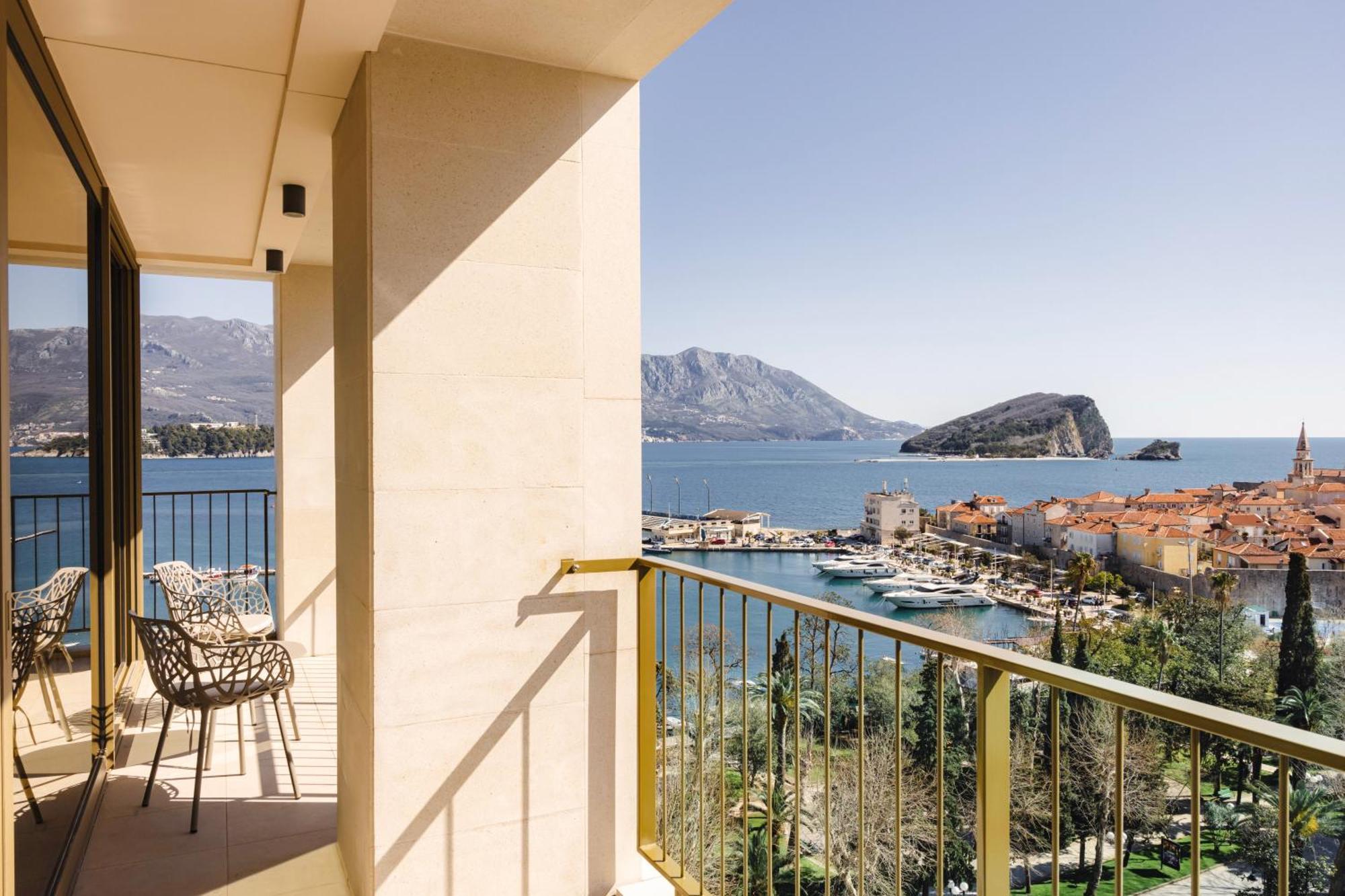 Merit Starlit Hotel & Residences Budva Exterior photo
